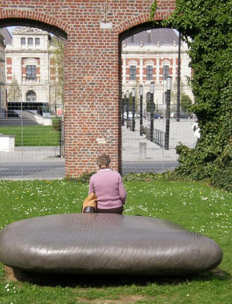 les gens seuls sont nombreux II- april 09